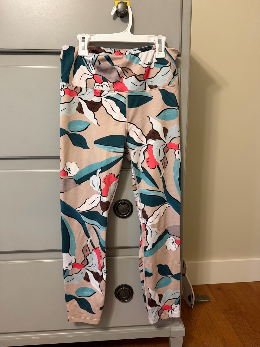 Floral Print Leggings in Beige, Teal & Coral